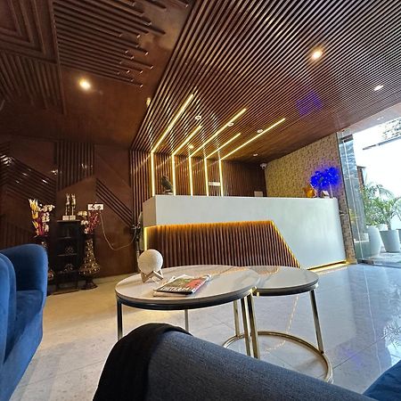 La Casca Experience Hotell Zirakpur Exteriör bild