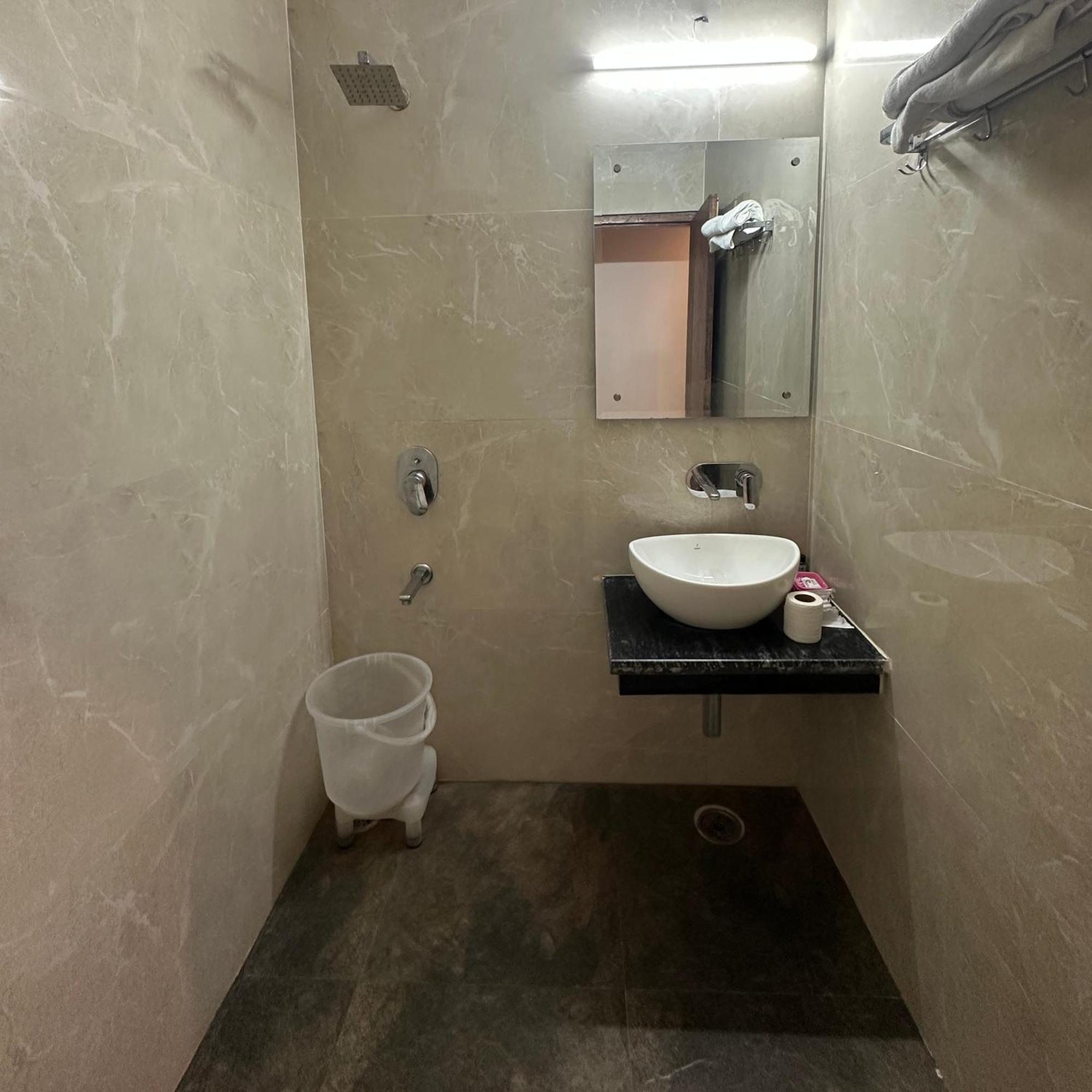 La Casca Experience Hotell Zirakpur Exteriör bild