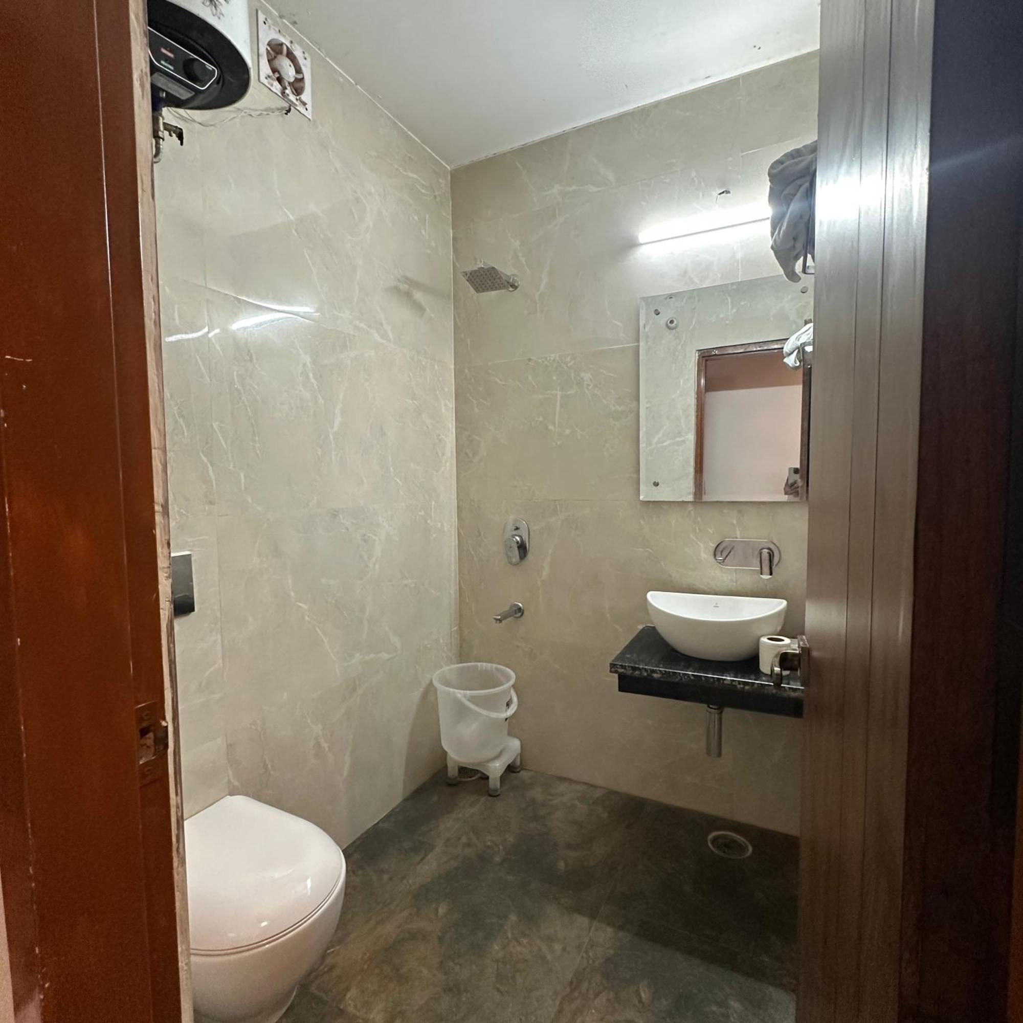 La Casca Experience Hotell Zirakpur Exteriör bild